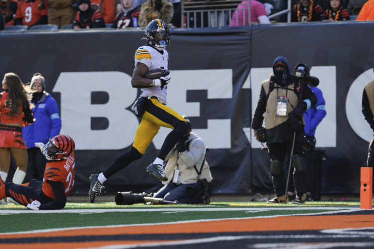 Tomlin not sure if Pickens will play this Sunday